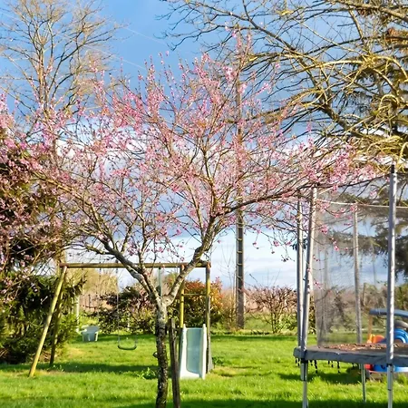 Pour 14 Personnes à Périssac